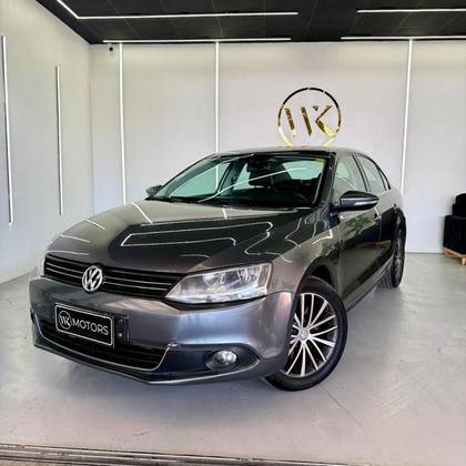 VOLKSWAGEN JETTA 2.0 TSI HIGHLINE 211CV GASOLINA 4P TIPTRONIC